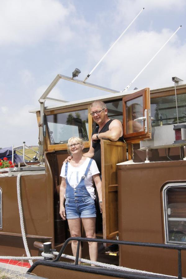Blackpearl Boat&Breakfast Terneuzen Exteriör bild